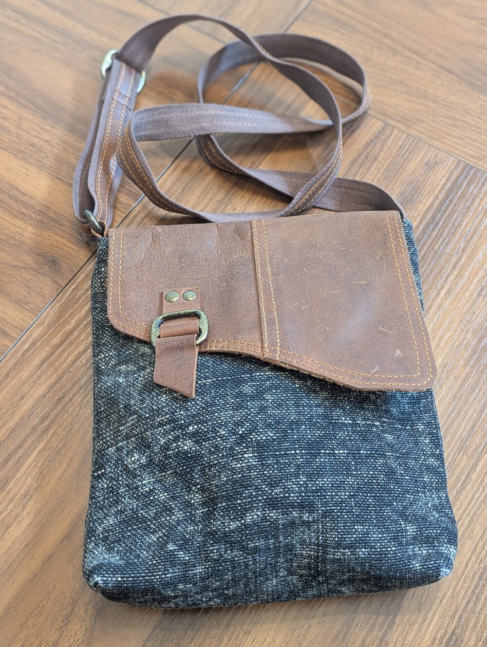 Neutral Canvas & Leather Flap Crossbody Bag Striped Lining